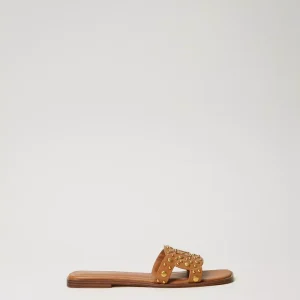 Twinset sandalia de pala de piel con tachuelas