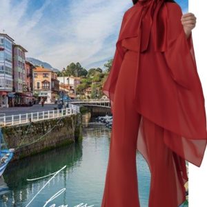 Matilde Cano conjunto Llanes