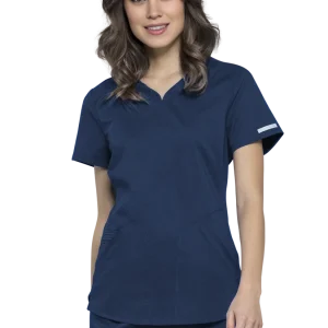 Casaca sanitaria Cherokee Revolution entallada ultra suave WW601
