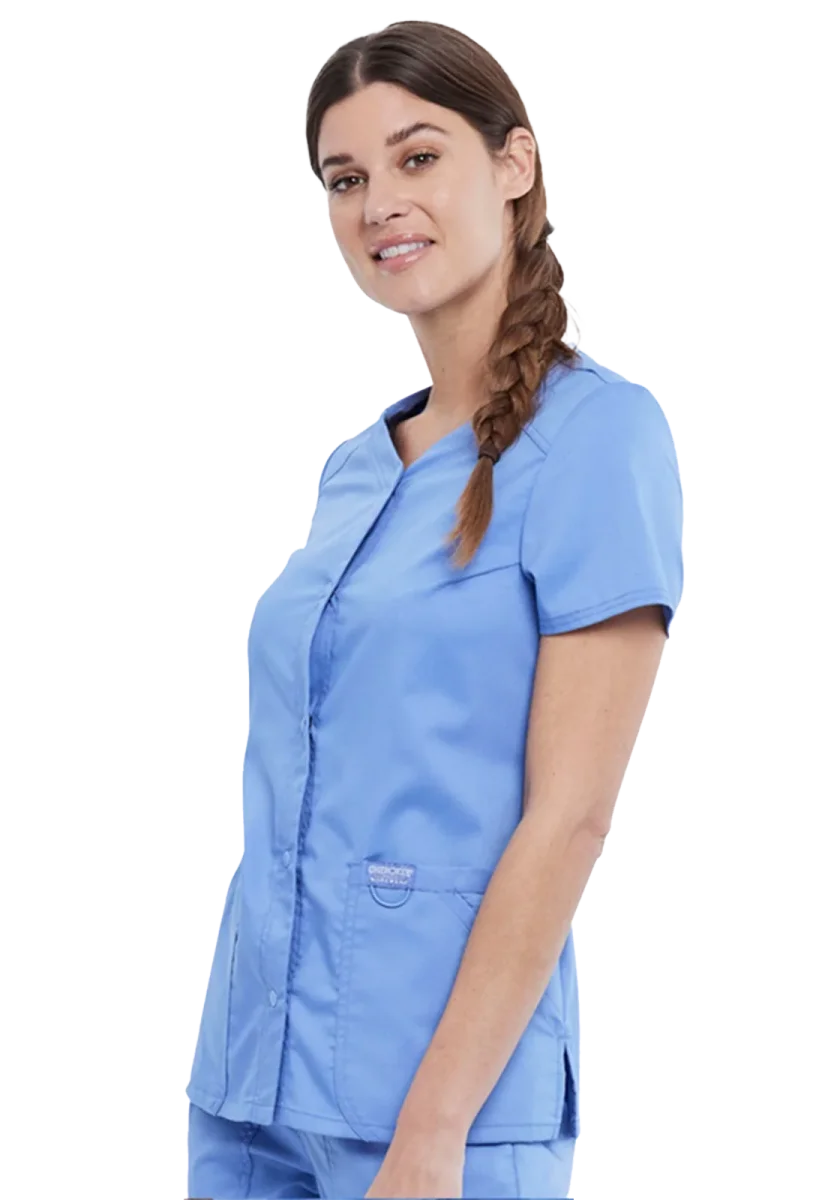 Casaca sanitaria Cherokee Revolution con broches ultra suave WW622 - Imagen 3