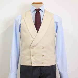 Chaleco cruzado de lino beige