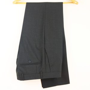 Pantalón gris vestir sin pinza fresco
