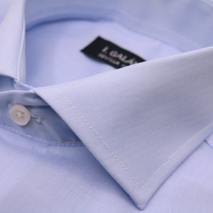 Camisa fil a fil celeste puño botón