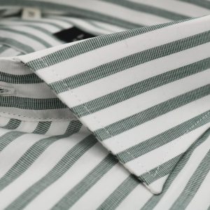Camisa barra ancha fil a fil verde puño doble