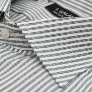 Camisa barra fil a fil verde puño mixto