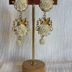 Pendiente Milagros beige