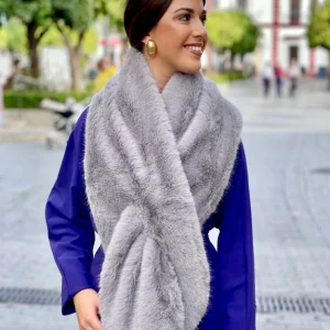 Estola peluche gris