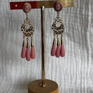 Pendiente Triple Lágrima Rosa Bebe