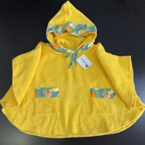 MariCruz poncho La Caleta