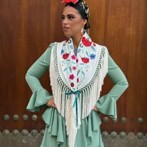 Mantón clavel blanco roto