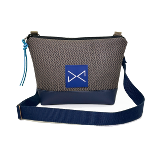 Bandolera classic chevrone marrón y marino