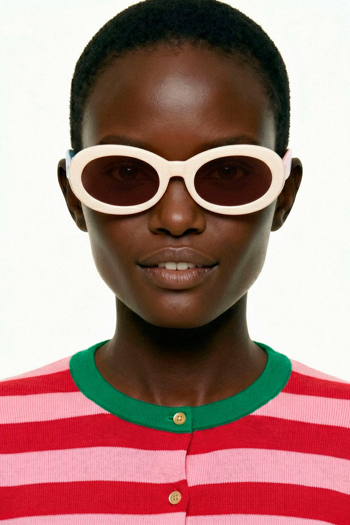 Gafas de sol blancas con punta de patillas multicolor verde y rojo - Imagen 6