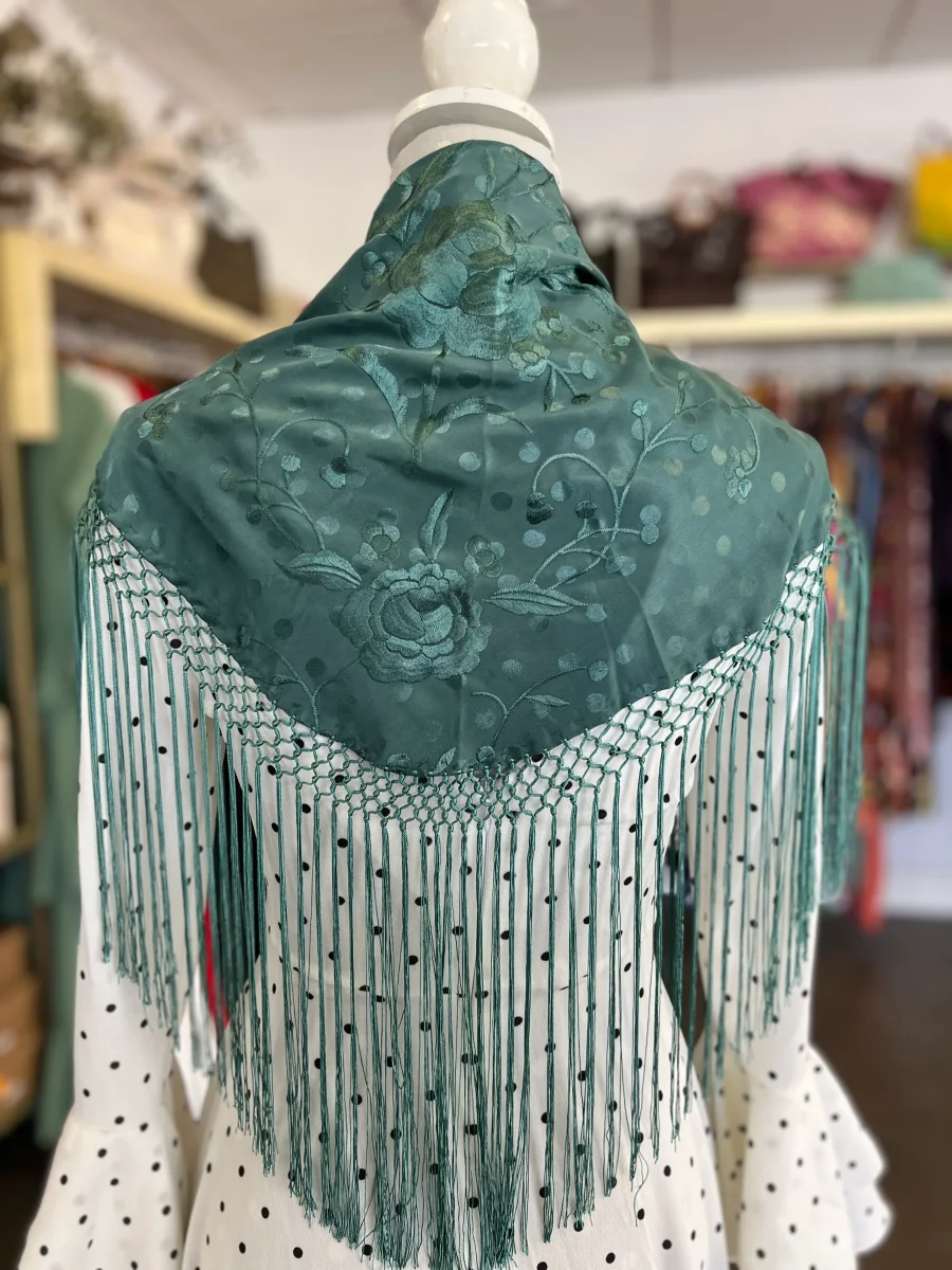 Mantón Bordado Verde - Imagen 4