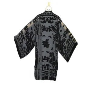 Kimono de terciopelo devore Negro