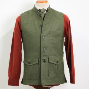 Chaleco verde cuello mao