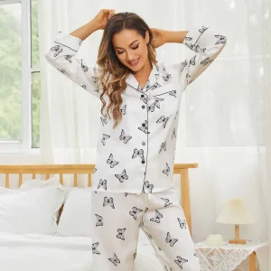 Conjunto de pijama de seda con estampado de mariposas largas para mujer