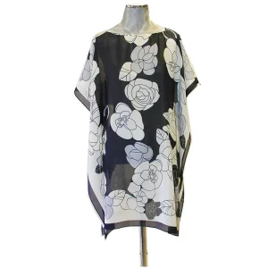 Caftán de semi seda negro con flores y otros estampados