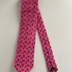 Corbata Leones Rosa