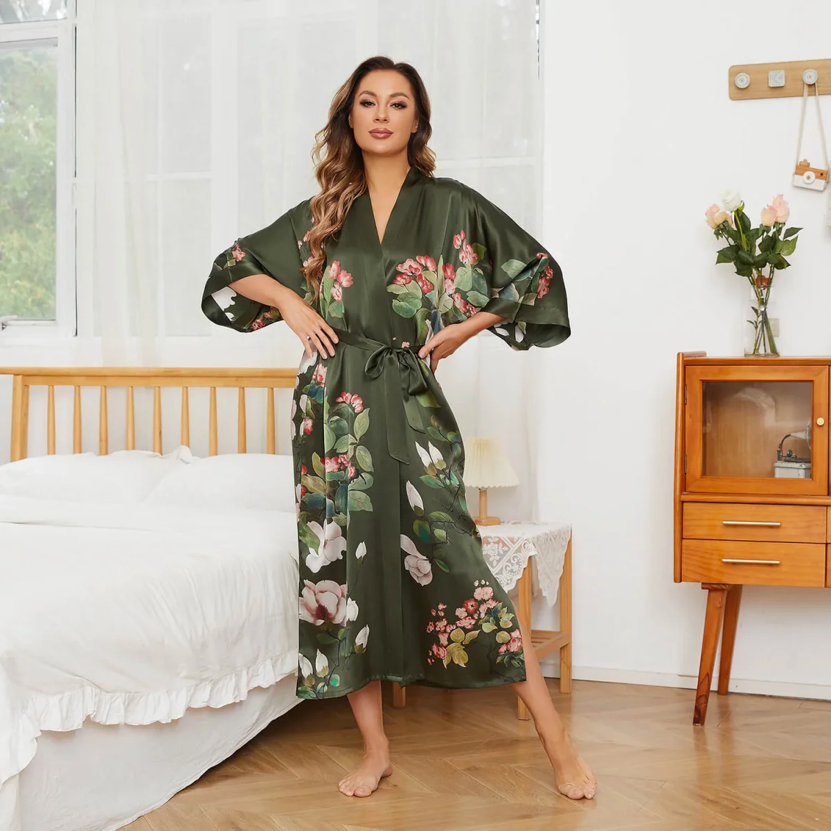 Túnicas de kimono de seda con estampado floral verde oliva para mujeres - Imagen 3