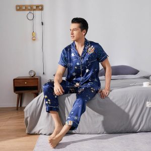 Conjunto de pijama de seda para hombre Pijamas de seda para hombre con estampado de galaxia