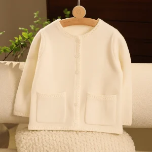 Niñas 100% de cachemir cárdigan bolsas frontales de cachemira para niños suéter de cachemir para niños