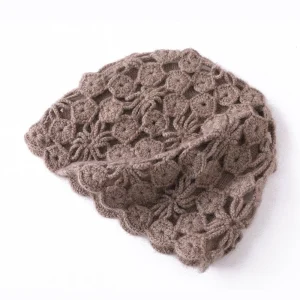 Gorro de cachemira de punto de ganchillo hecho a mano inspirado en gorro de encaje de cachemira