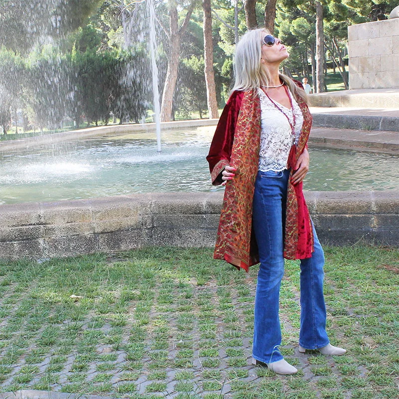 Kimono de terciopelo aguas y semiseda en colores en stock - Imagen 7