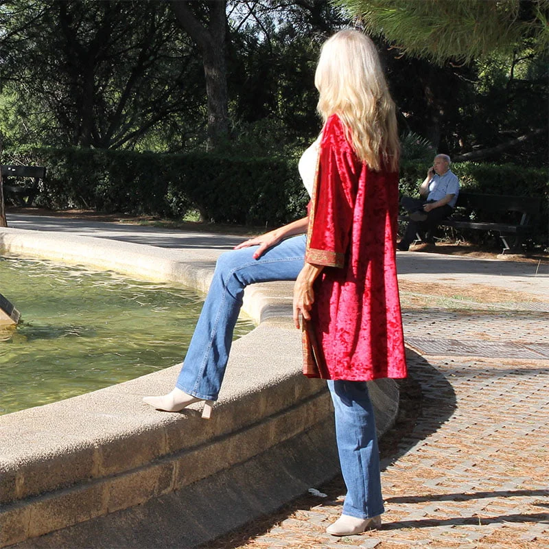 Kimono de terciopelo aguas y semiseda en colores en stock - Imagen 5