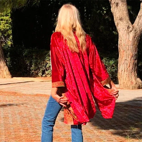 Kimono de terciopelo aguas y semiseda en colores en stock - Imagen 3