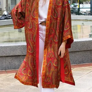 Kimono semi seda con forro Paisley rojo