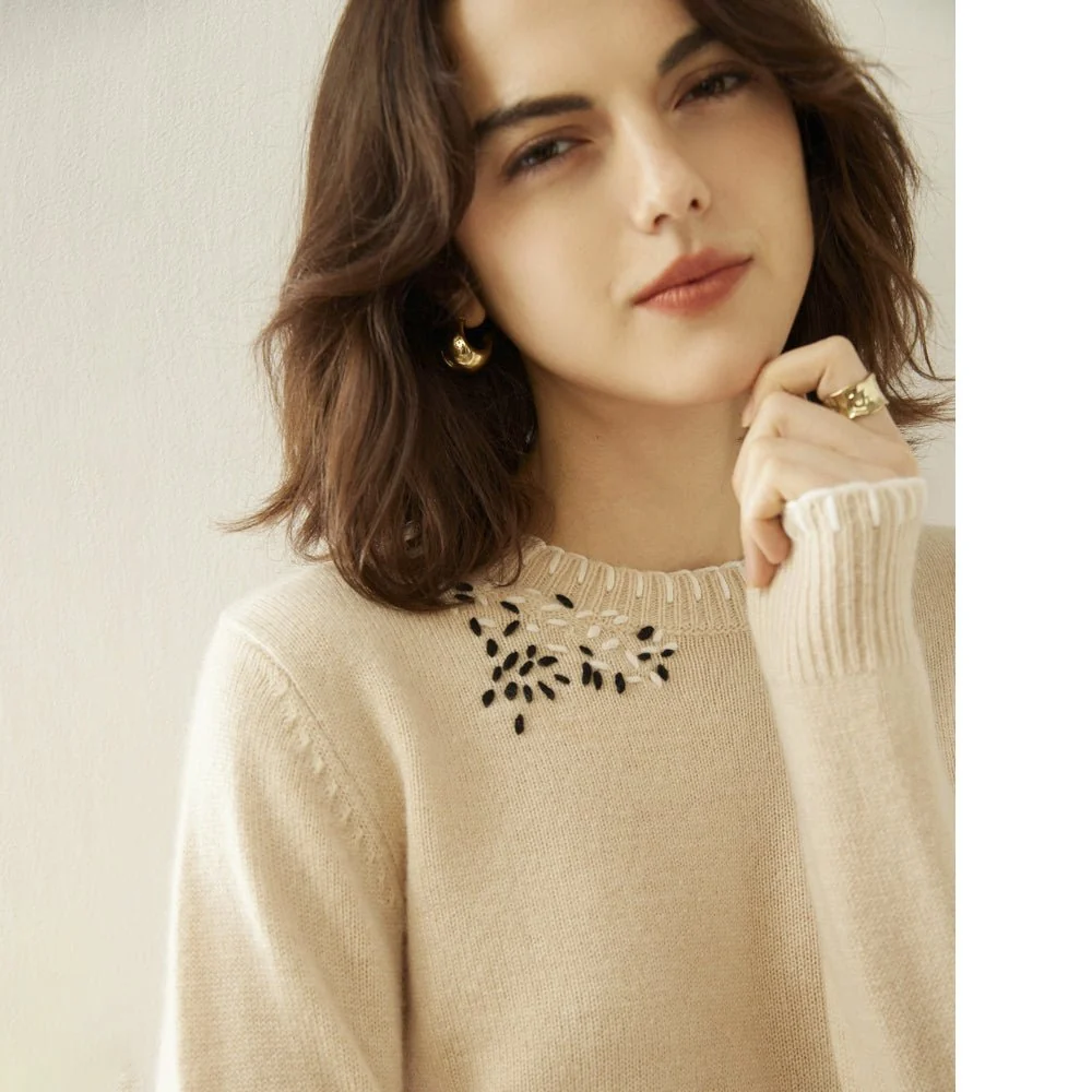 Jersey de cachemir con cuello redondo para mujer y ribete de puntadas bordadas en contraste - Imagen 7