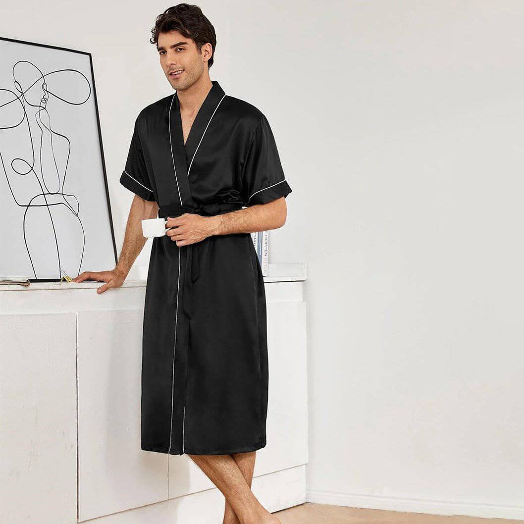 Conjunto de bata y pantalones cortos de seda para hombre con ribetes en contraste - Imagen 5