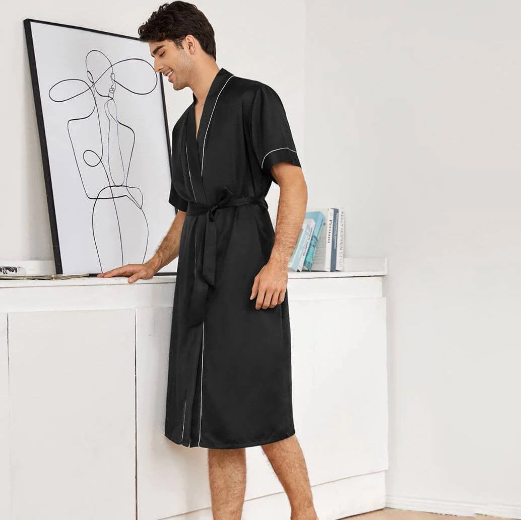 Conjunto de bata y pantalones cortos de seda para hombre con ribetes en contraste - Imagen 6