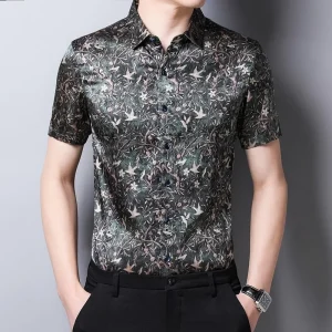 Camisas de seda para hombre Camisa de vestir de seda con estampado floral y pájaros del bosque de manga corta