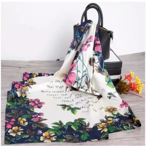 Pañuelos de mujer estampado Poesia blanco y azul