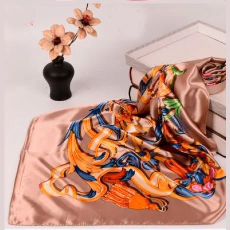 Pañuelos de mujer estampado medallón sobre visón