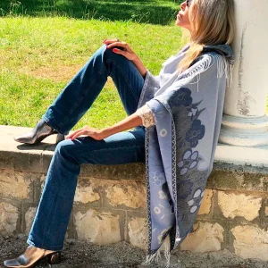Poncho o capa de mujer reversible Flores azul