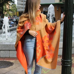 PONCHO «CÁMEL-NARANJA»