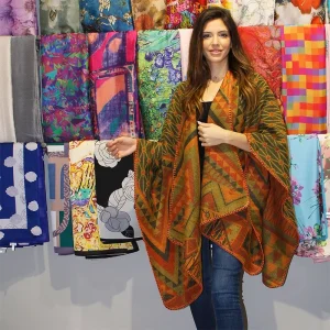 PONCHO «ÉTNICO»