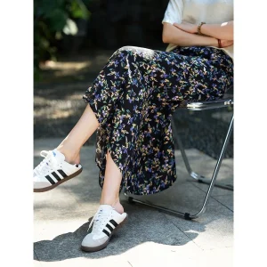 Vestido largo de seda con estampado floral y falda larga de seda negra para mujer
