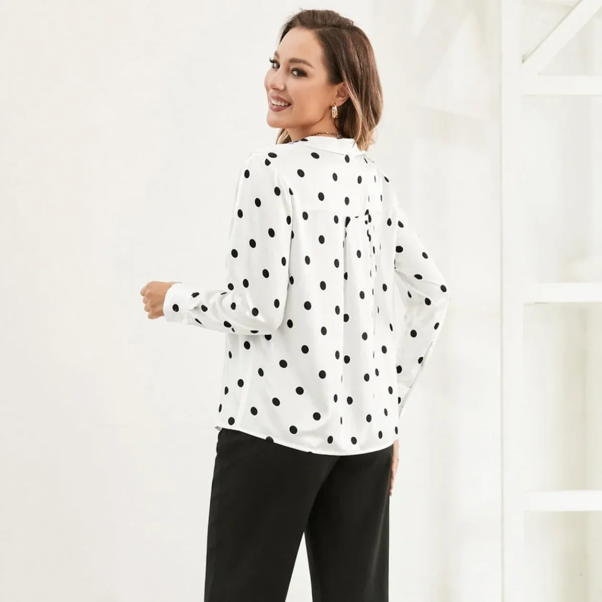 Blusa de seda con lunares para mujer Camisa con botones de seda Blusas de seda - Imagen 3